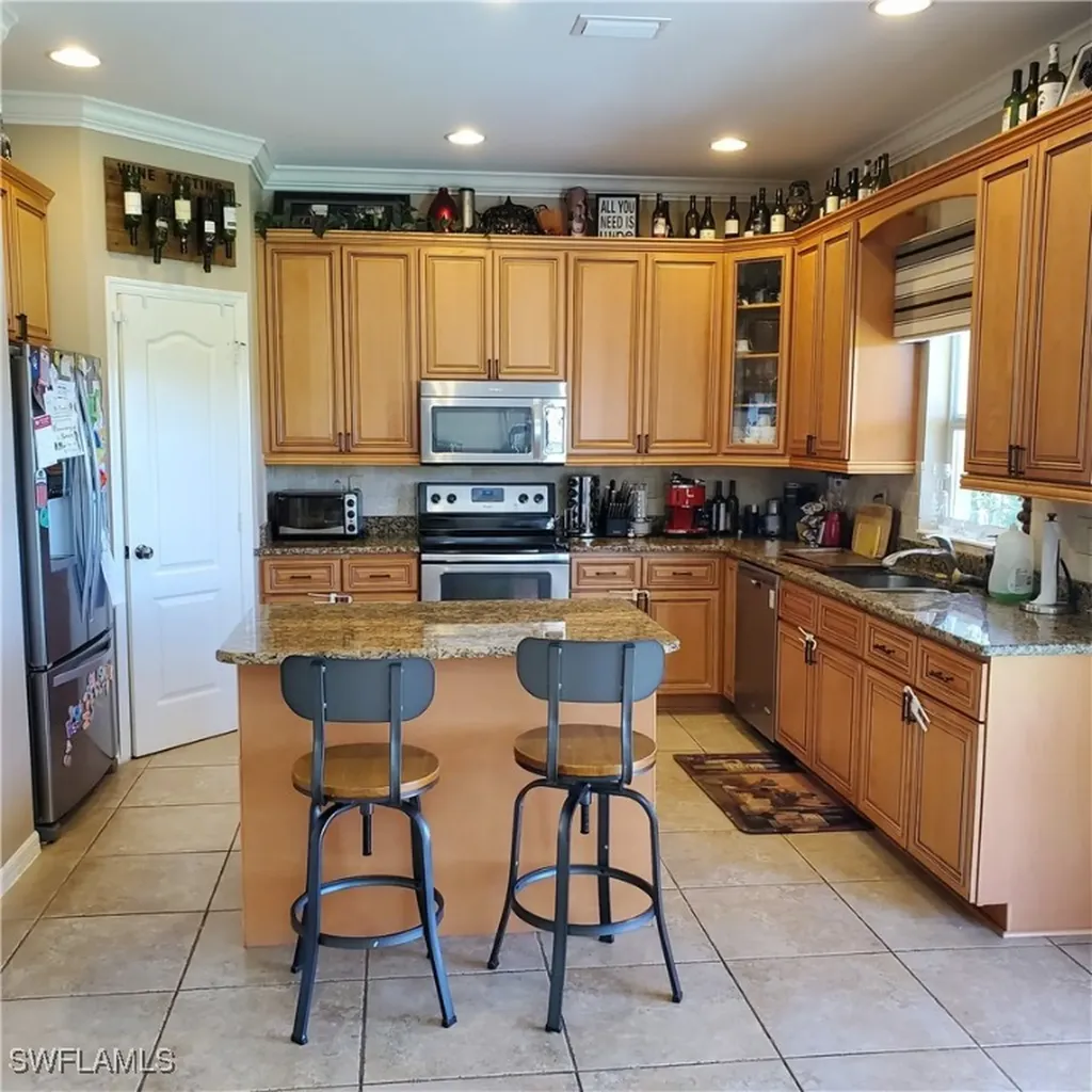 2851 Via Campania Street Fort Myers FL 33905