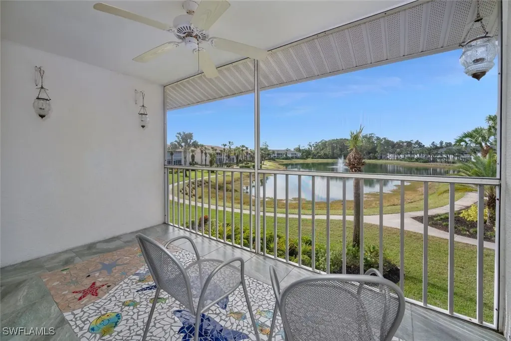 Naples FL, 249 Gabriel Circle, Unit 2