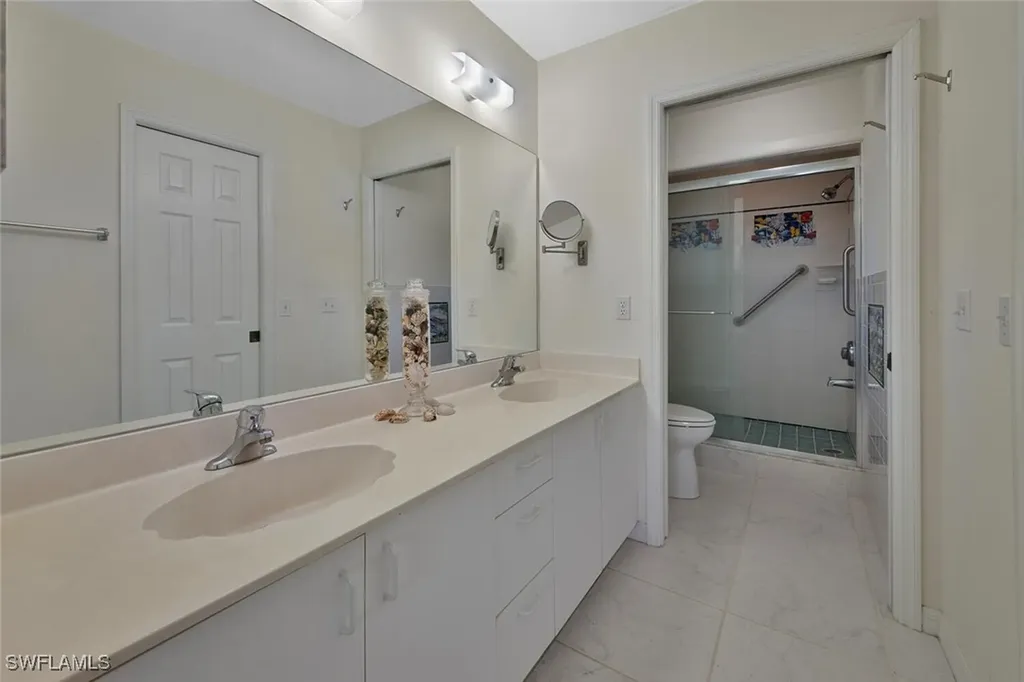 249 Gabriel Circle Naples FL 34104