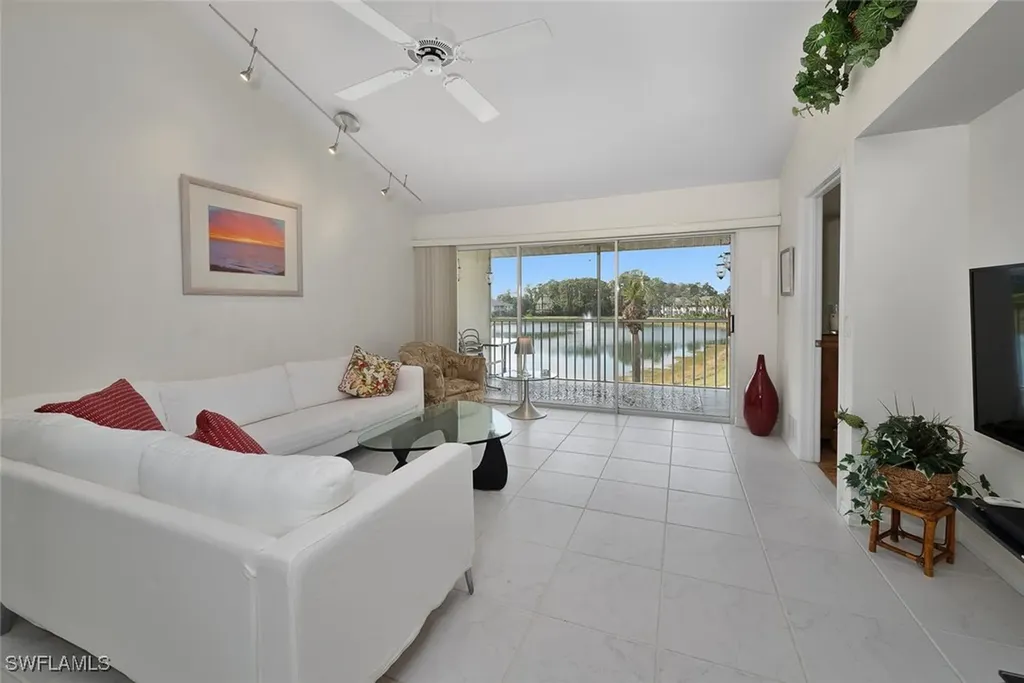 249 Gabriel Circle Naples FL 34104