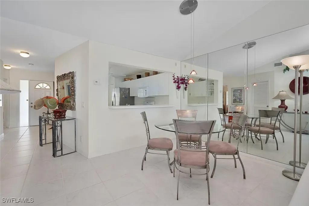 249 Gabriel Circle Naples FL 34104