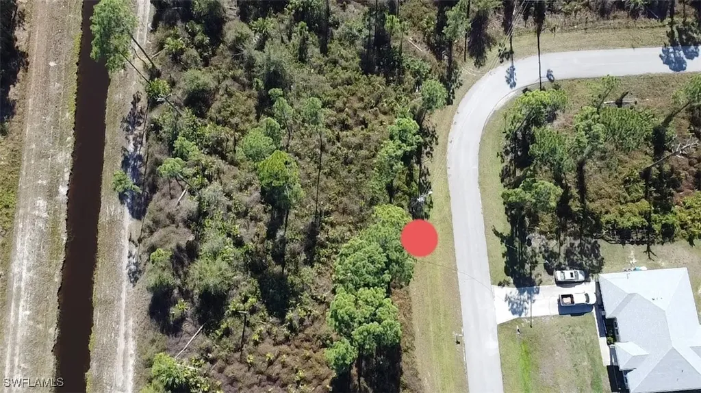 817 Pinecastle Drive Lehigh Acres FL 33974