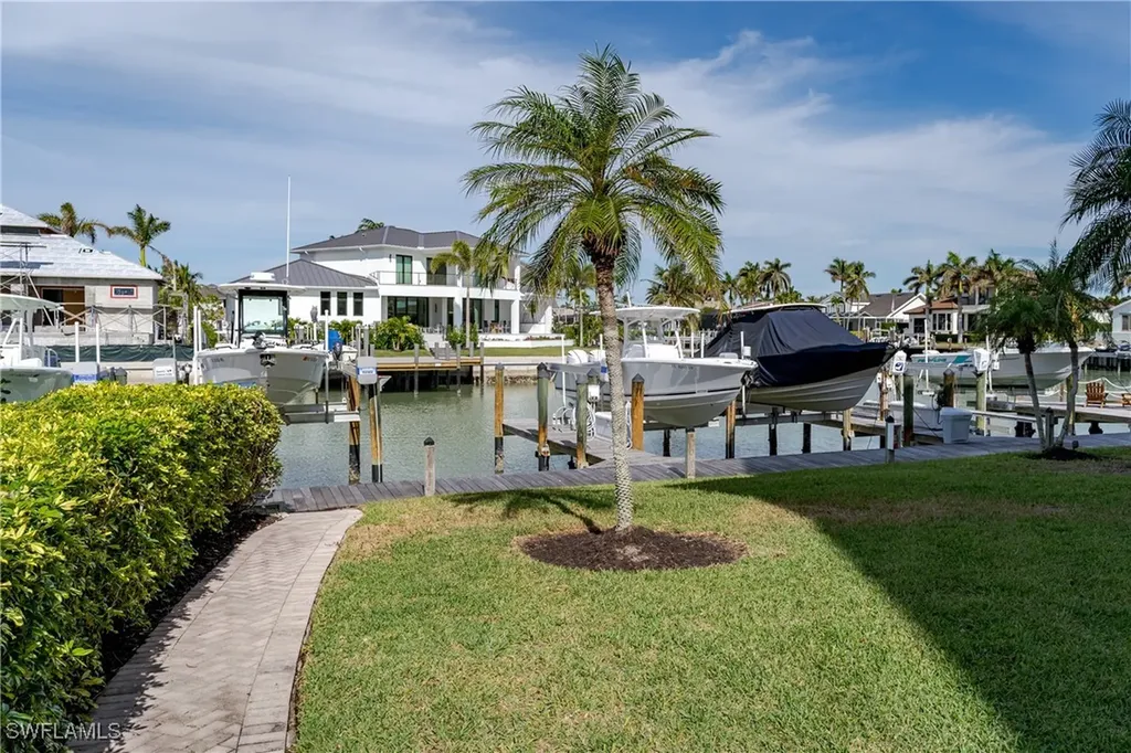 845 Collier Court Marco Island FL 34145