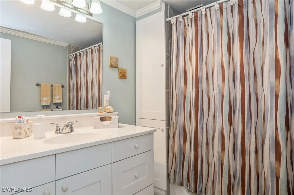 204 Grosbeak Lane Naples FL 34114