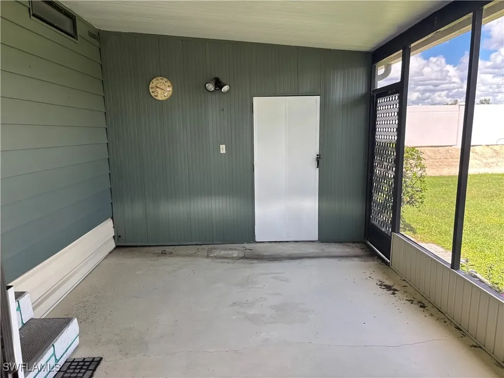 204 Grosbeak Lane Naples FL 34114