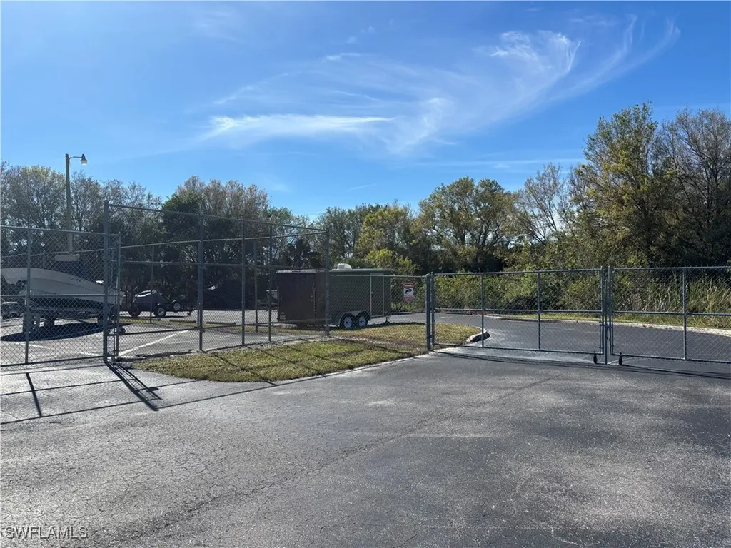 204 Grosbeak Lane Naples FL 34114