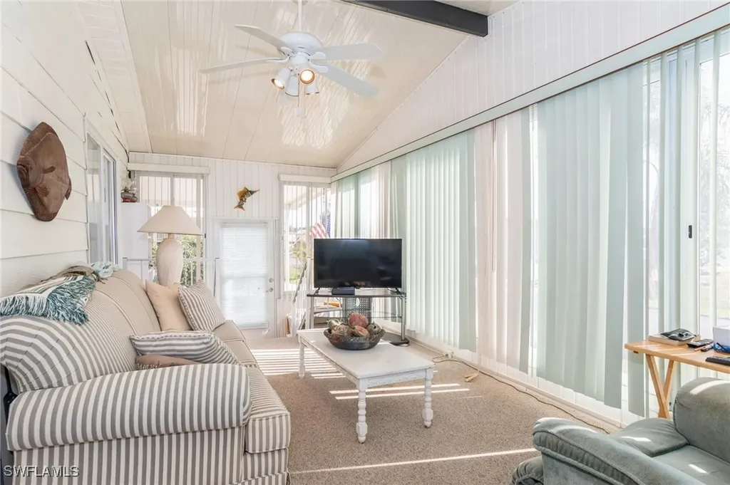 204 Grosbeak Lane Naples FL 34114