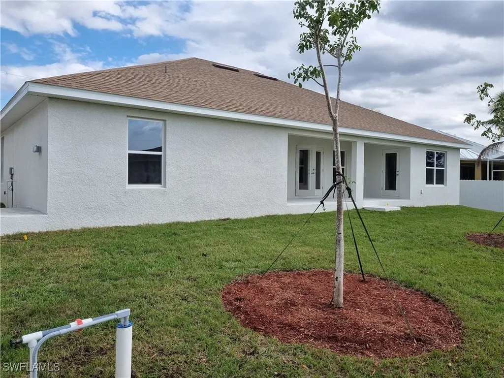2328 NW 35th Place Cape Coral FL 33993