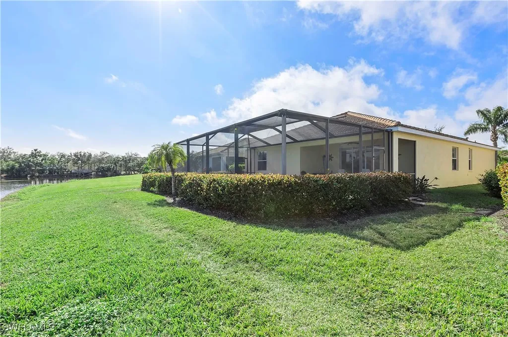 13060 Silver Thorn Loop North Fort Myers FL 33903