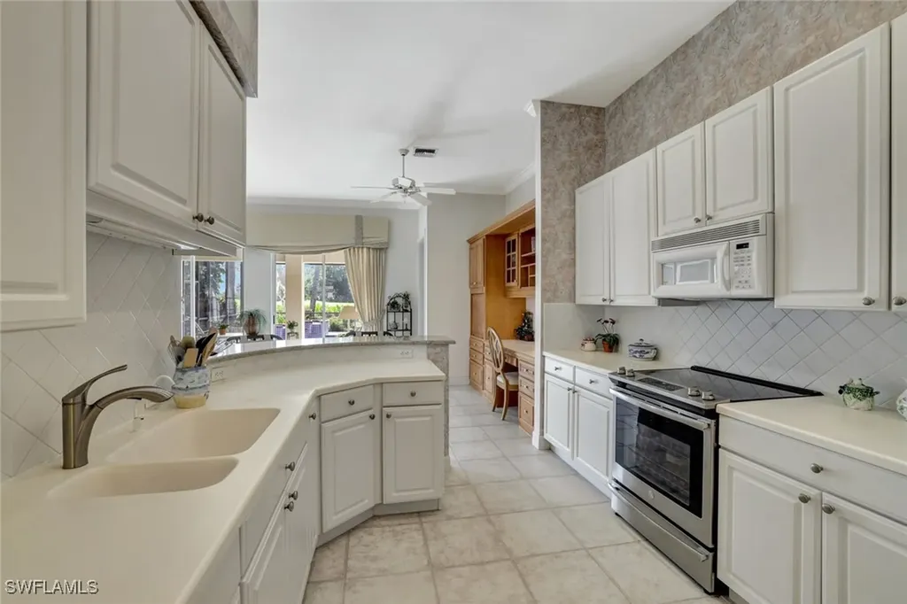 24813 Hollybrier Lane Bonita Springs FL 34134