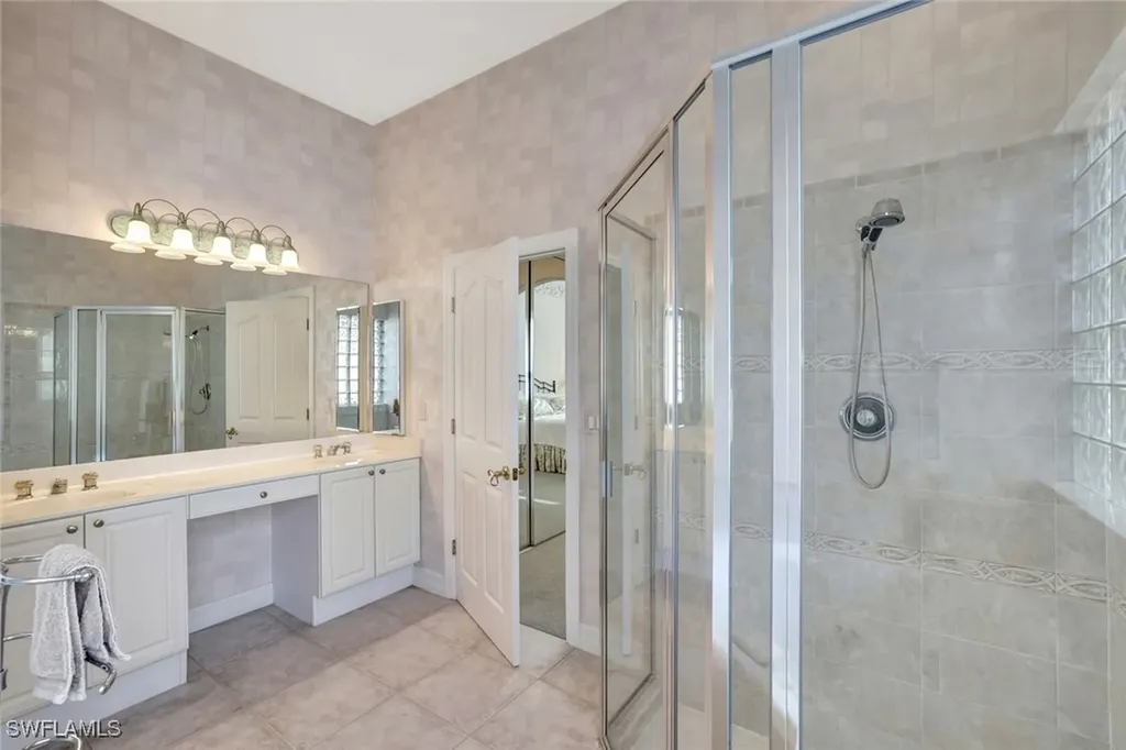 24813 Hollybrier Lane Bonita Springs FL 34134