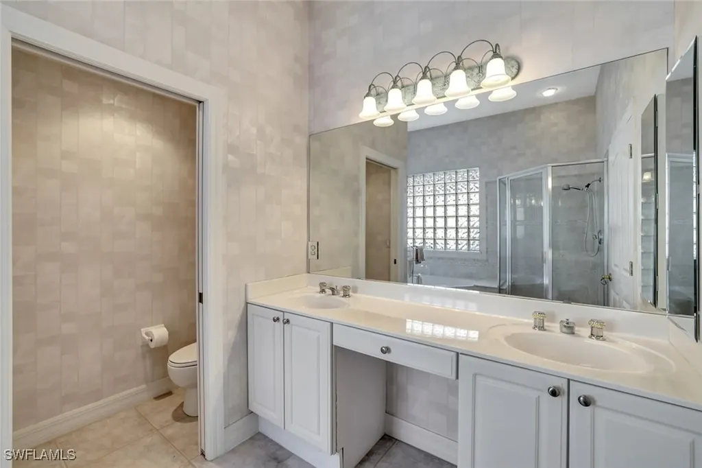 24813 Hollybrier Lane Bonita Springs FL 34134