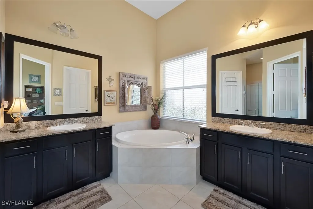 5222 Monza Court Ave Maria FL 34142