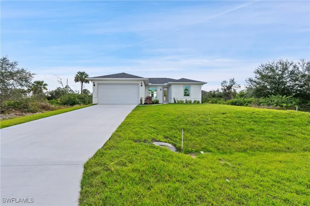 957 Commodore Street Lehigh Acres FL 33974