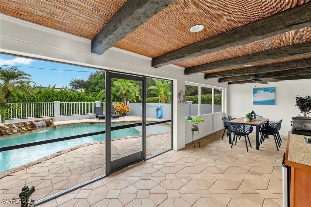 247 Erie Drive Naples FL 34110
