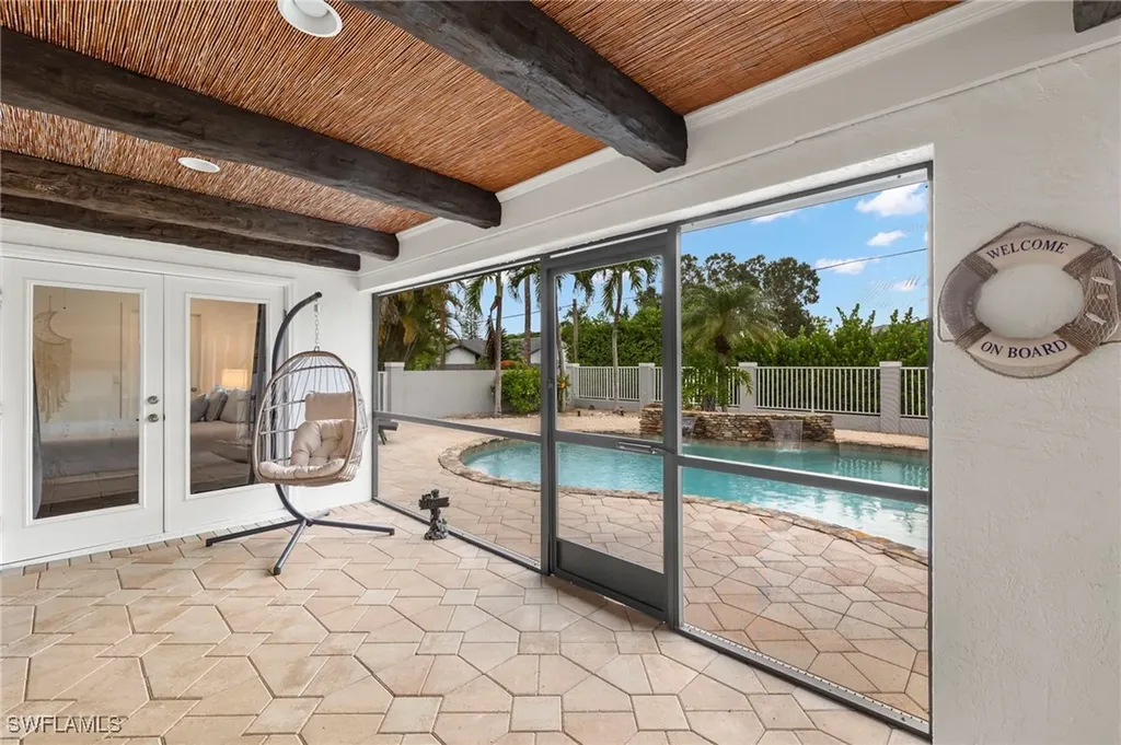 247 Erie Drive Naples FL 34110