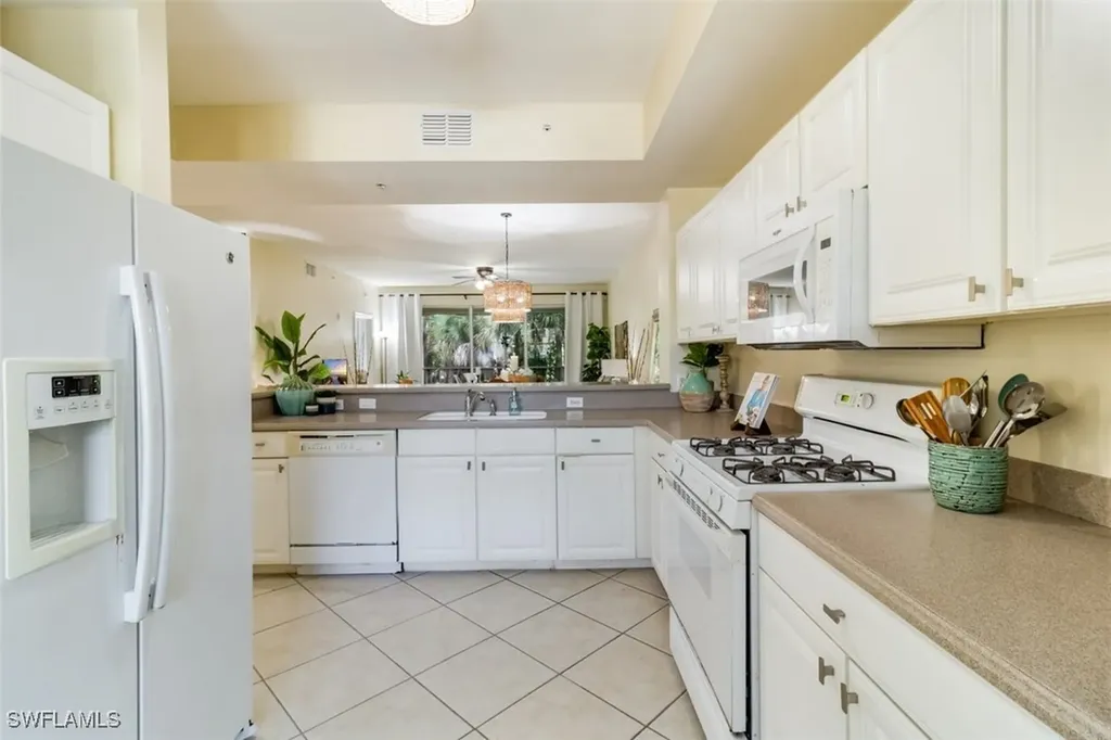 1878 Tarpon Bay Drive S Naples FL 34119