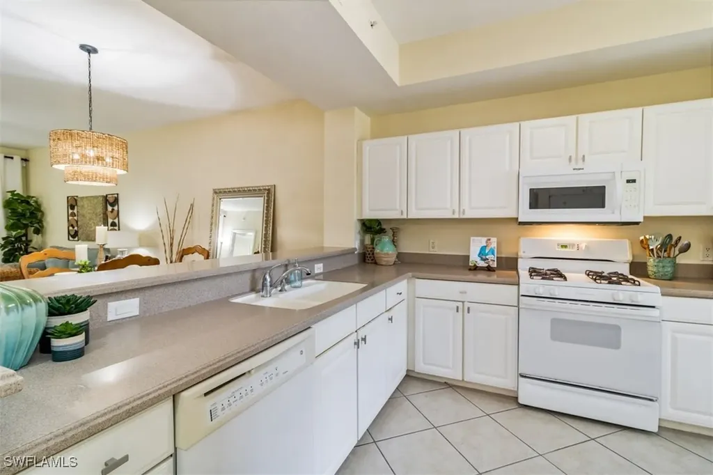 1878 Tarpon Bay Drive S Naples FL 34119