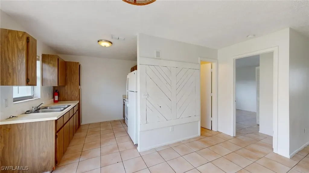 403 Hancock Bridge Parkway Cape Coral FL 33990