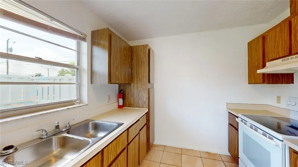403 Hancock Bridge Parkway Cape Coral FL 33990