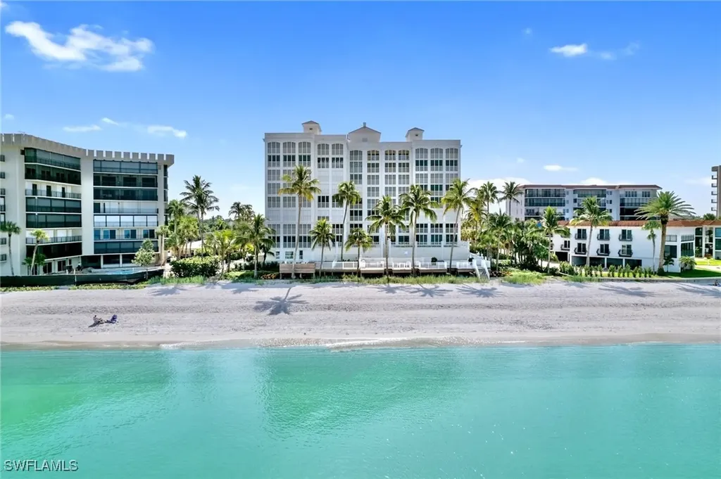 3377 Gulf Shore Boulevard N Naples FL 34103