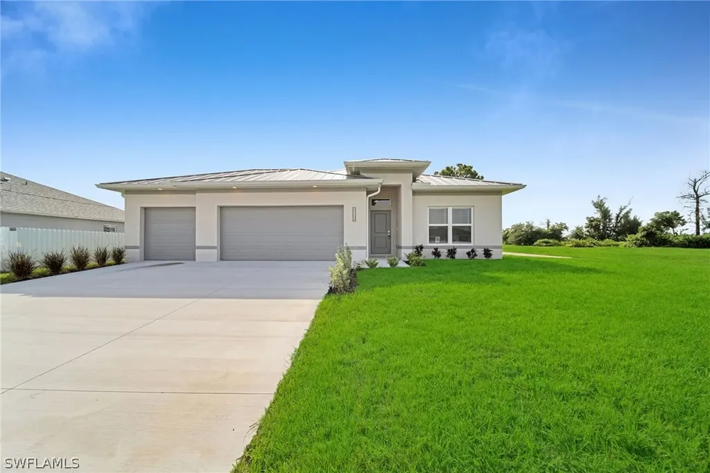 445 NW 1st Street Cape Coral FL 33909