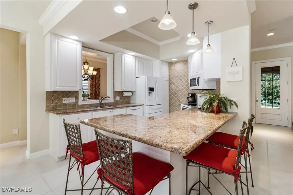 4768 Martinique Way Naples FL 34119