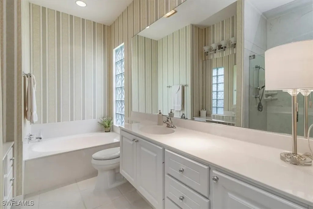 4768 Martinique Way Naples FL 34119
