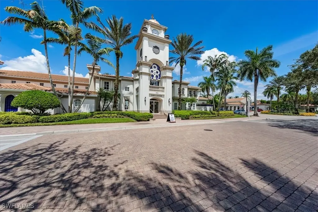 4768 Martinique Way Naples FL 34119