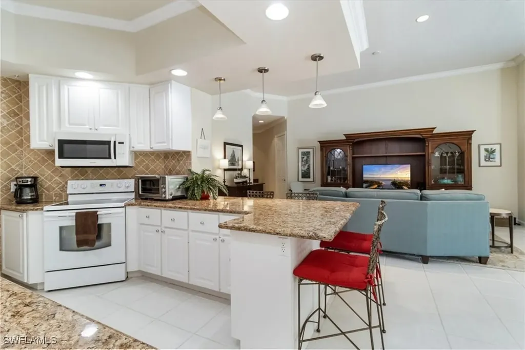 4768 Martinique Way Naples FL 34119