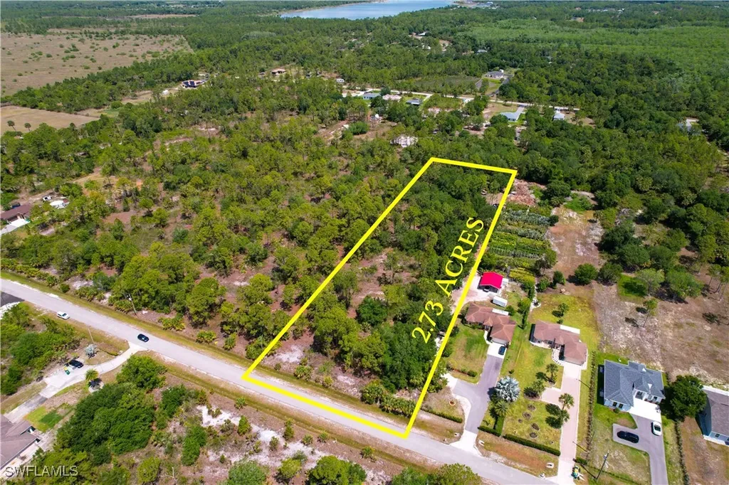 0000 60th Avenue NE Naples FL 34120