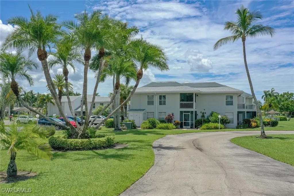 7105 Quail Run Court W Fort Myers FL 33908