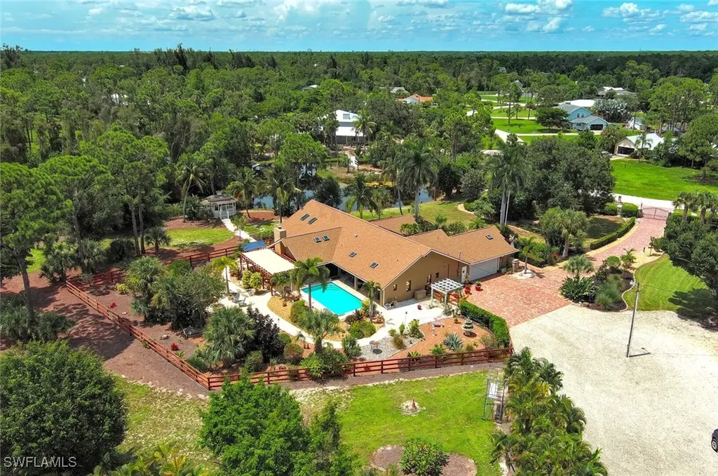 15920 Country Court Fort Myers FL 33912