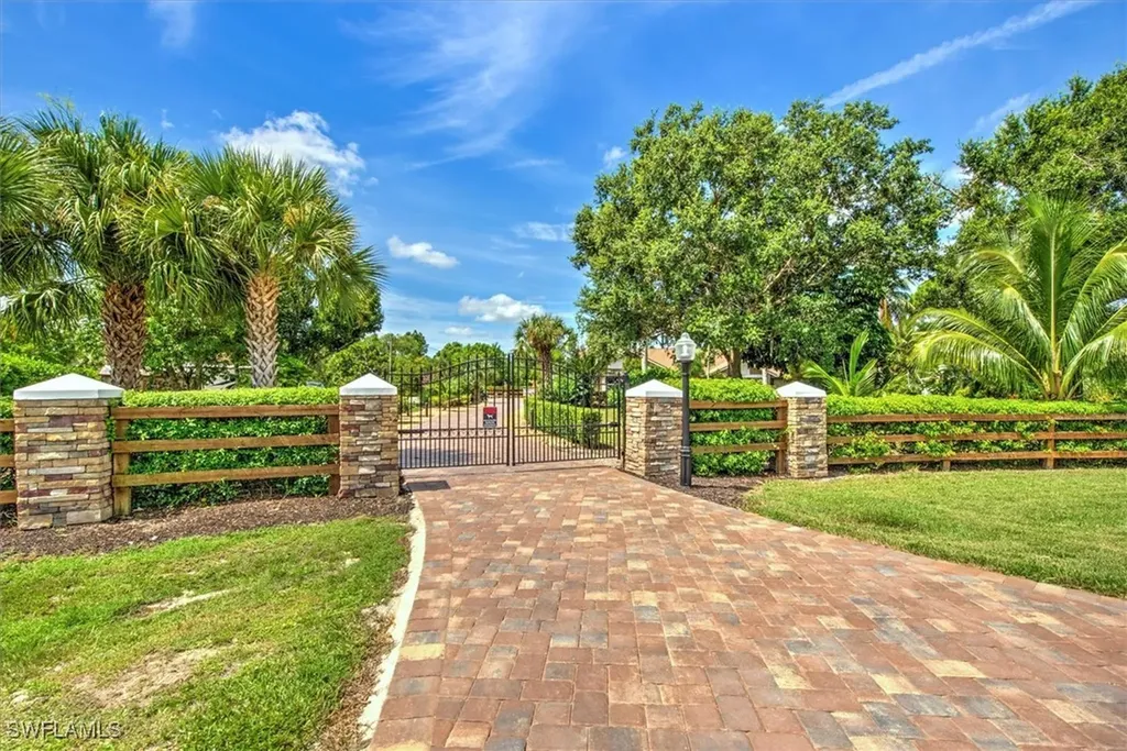 15920 Country Court Fort Myers FL 33912