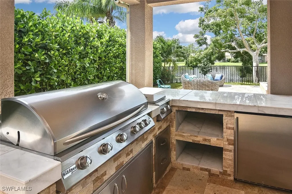 6674 Marbella Lane Naples FL 34105