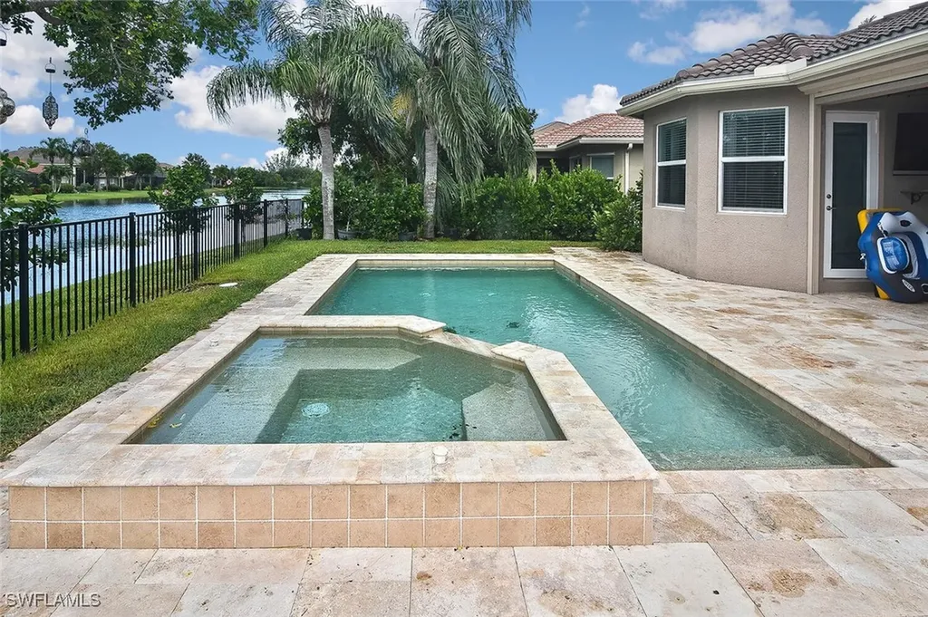 6674 Marbella Lane Naples FL 34105
