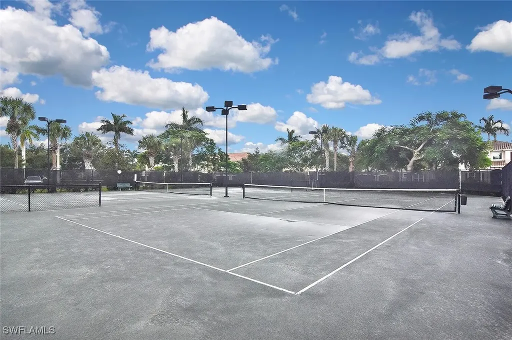 6674 Marbella Lane Naples FL 34105