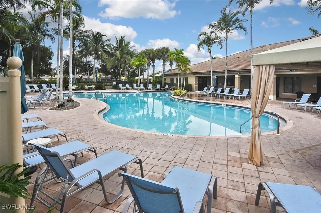 6674 Marbella Lane Naples FL 34105