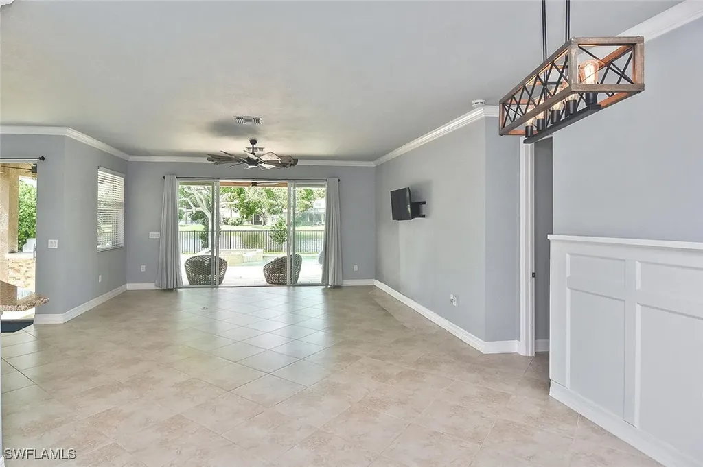 6674 Marbella Lane Naples FL 34105