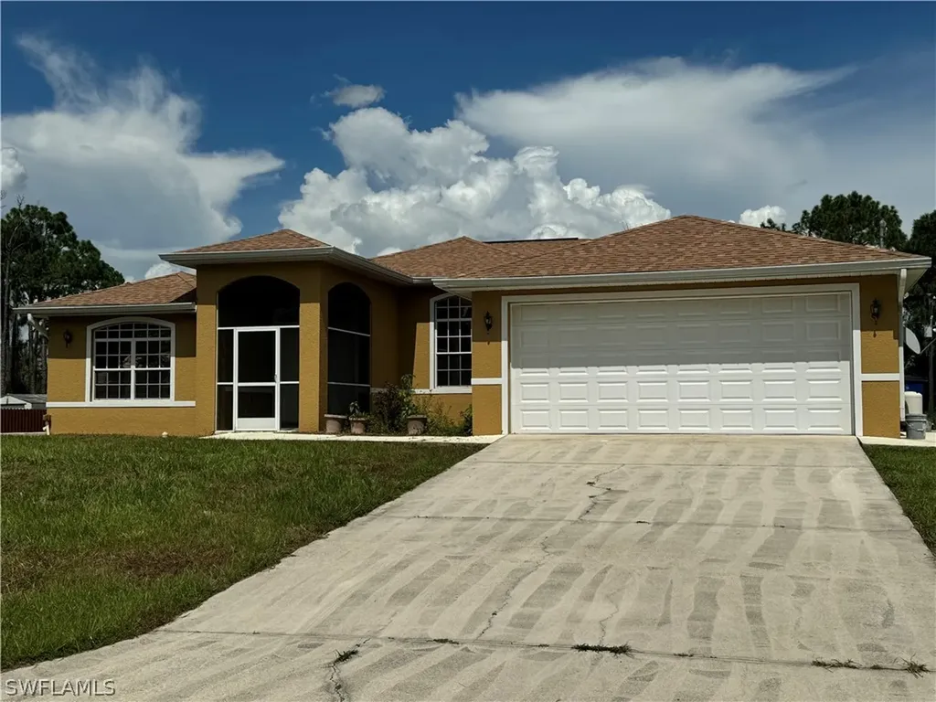 814 Jefferson Avenue Lehigh Acres FL 33936