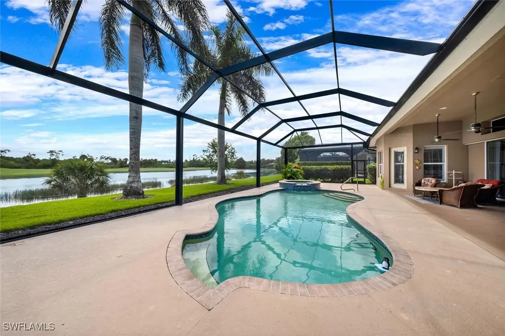 5076 Castlerock Way Naples FL 34112
