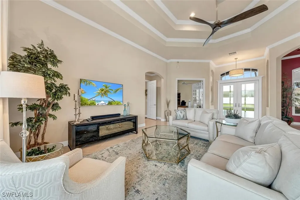 5076 Castlerock Way Naples FL 34112