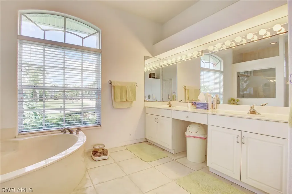 2502 SW 45th Street Cape Coral FL 33914