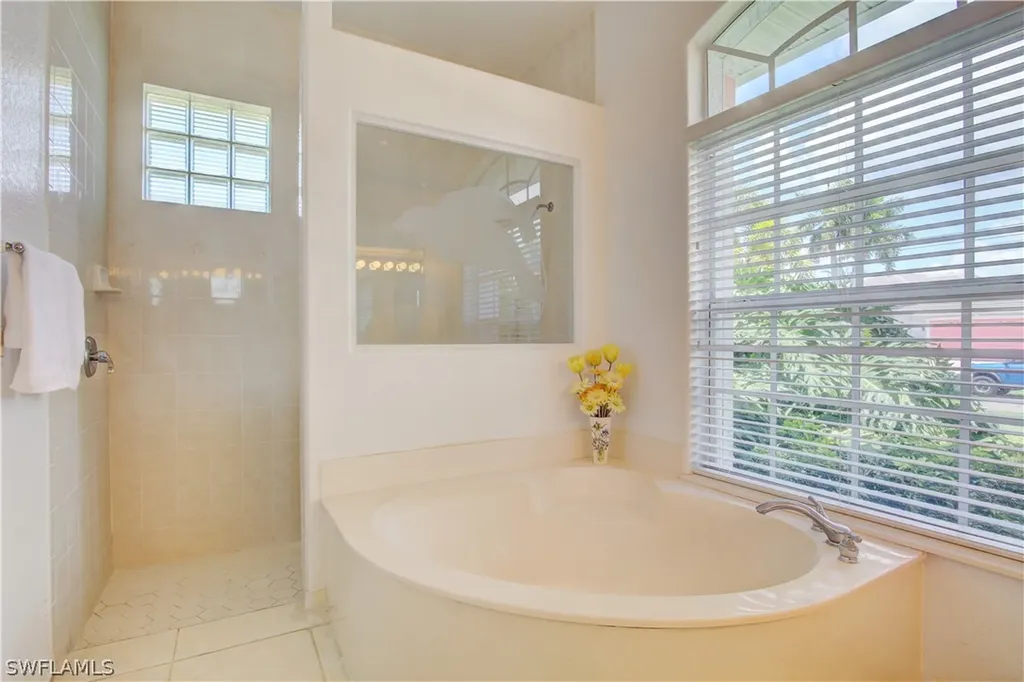 2502 SW 45th Street Cape Coral FL 33914