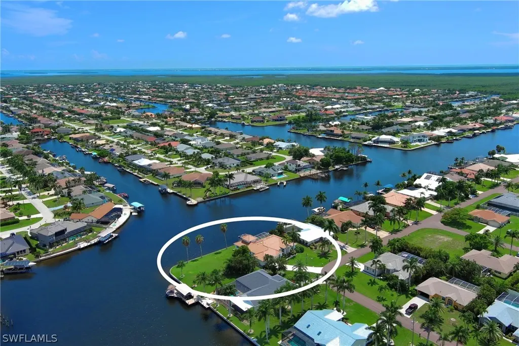 2502 SW 45th Street Cape Coral FL 33914