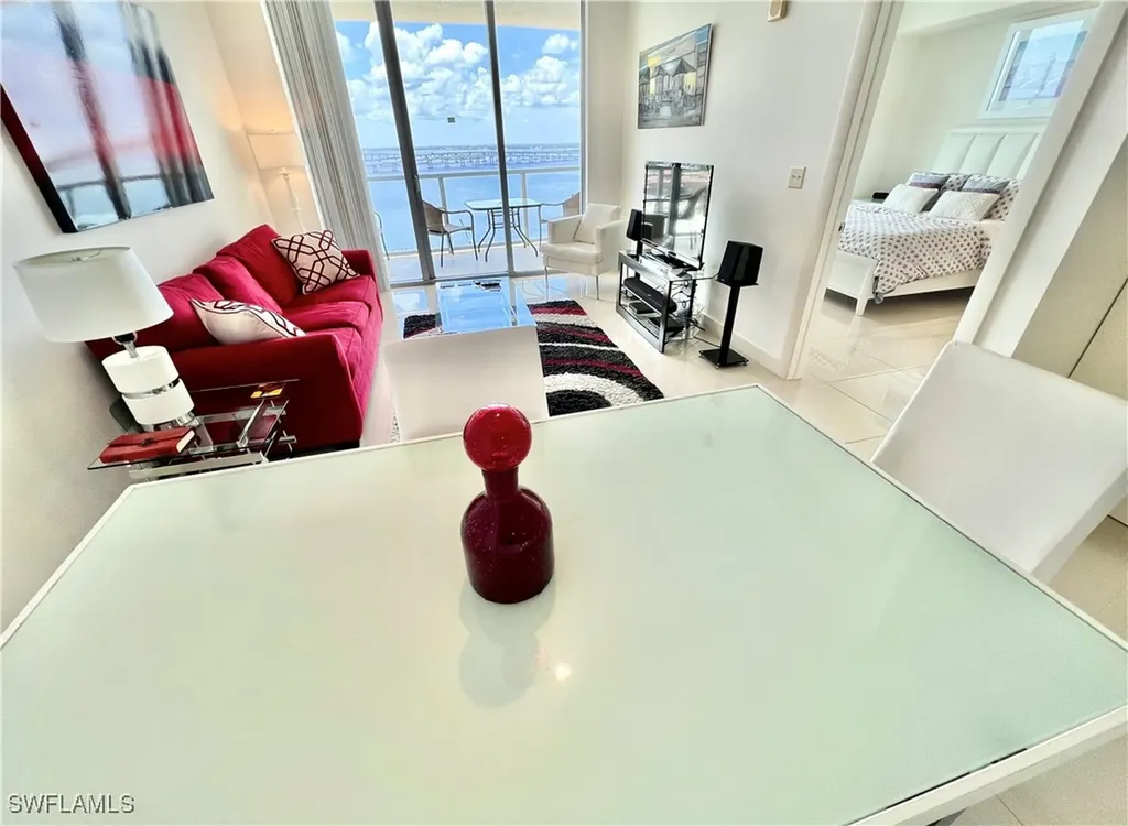 3000 Oasis Grand Boulevard Fort Myers FL 33916