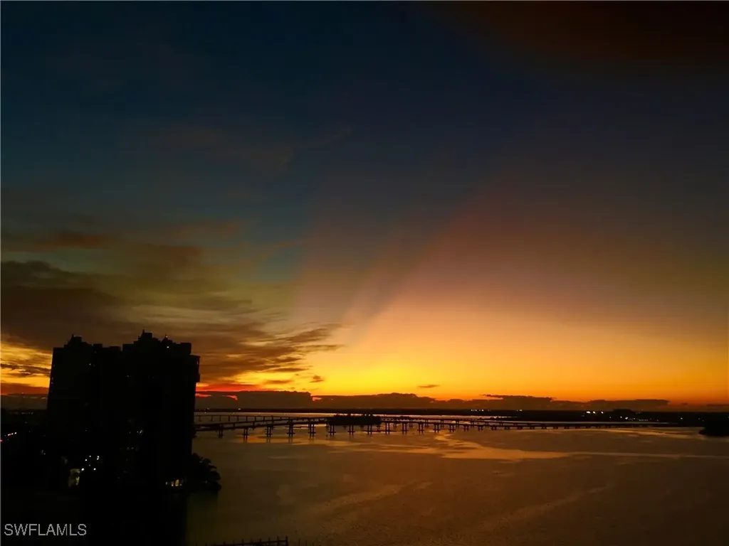 3000 Oasis Grand Boulevard Fort Myers FL 33916