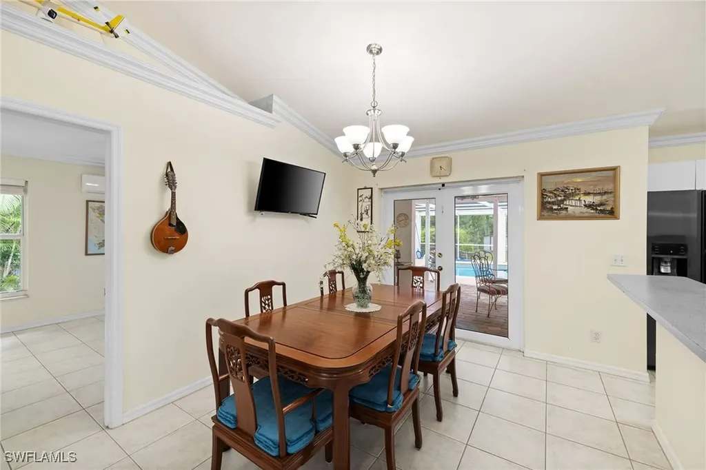 3221 22nd Avenue NE Naples FL 34120