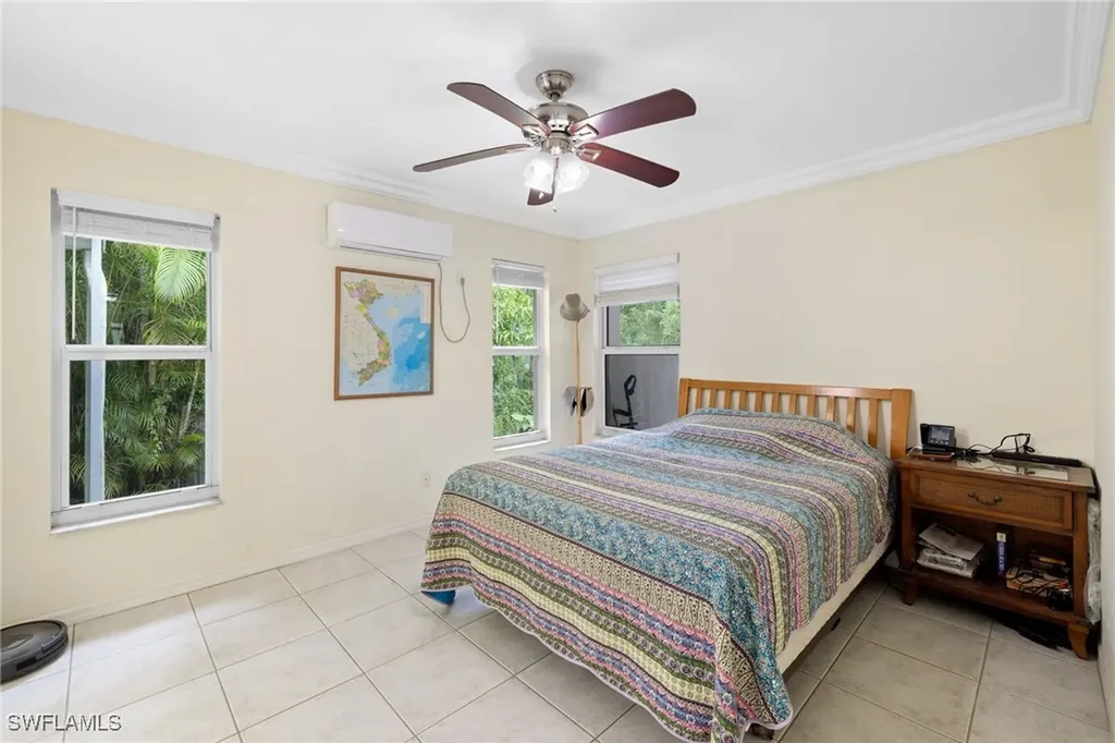 3221 22nd Avenue NE Naples FL 34120