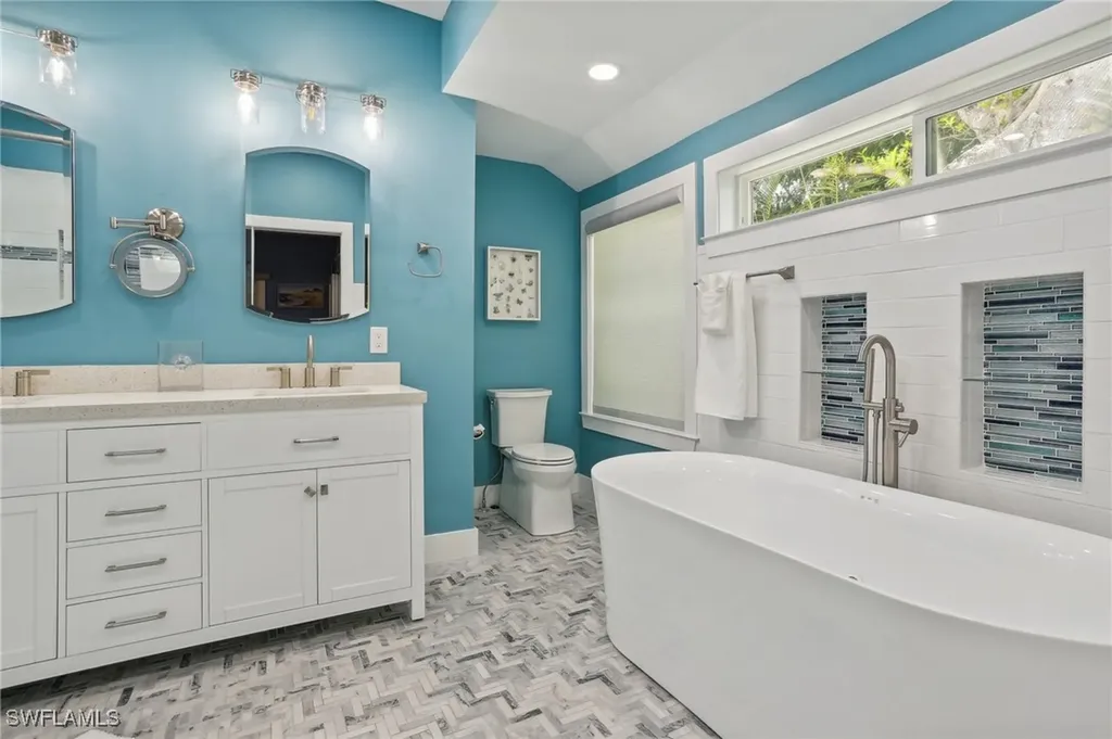 8335 Main Street Bokeelia FL 33922